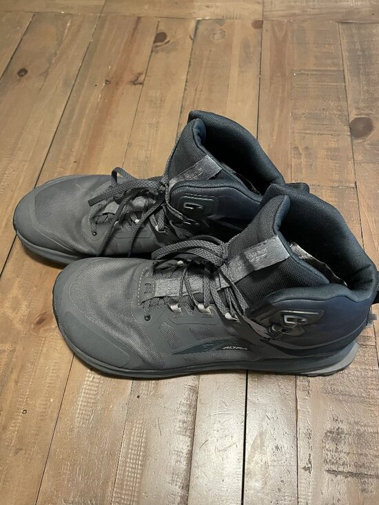 Men\'s Lone Peak 9 Waterproof Mid Size 12.5 Color: Black/Gray main image 2